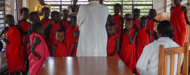 Medical staff from the Lewa Clinic talking to children at Olng'arua School