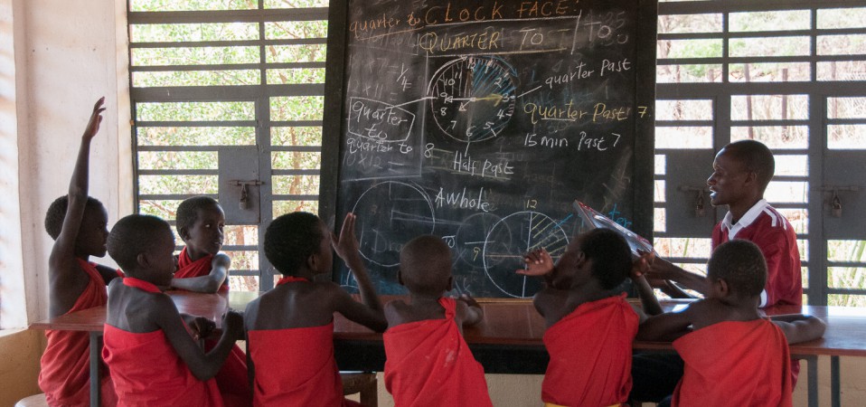 Leopards learn to tell the time